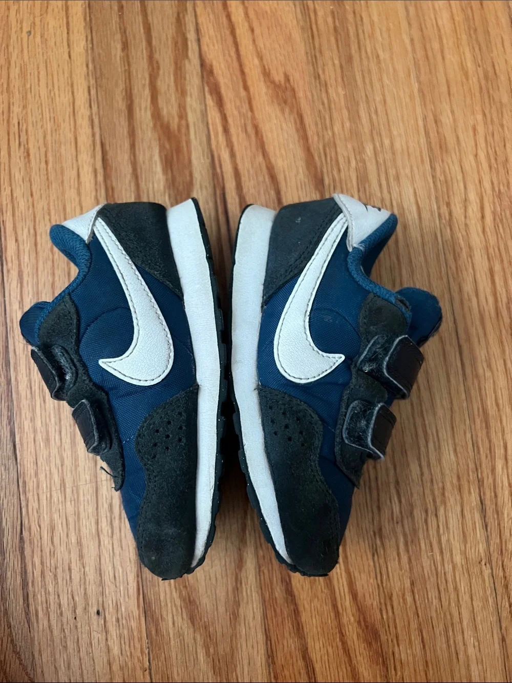 NIKE MD Valiant 8C Toddler Marina Navy Blue Suede Sneakers Shoes CN8560-405